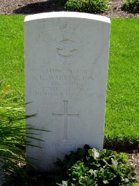 Klagenfurt War Cemetery - Warrington, Robert